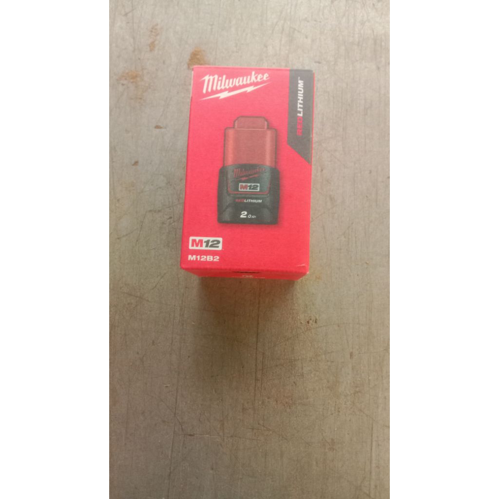 baterai Milwaukee m12