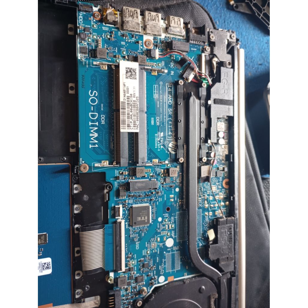 motherboard hp14s dk cf 240 g8 bisa untuk hp14 cm ck dengan prosesor AMD A9