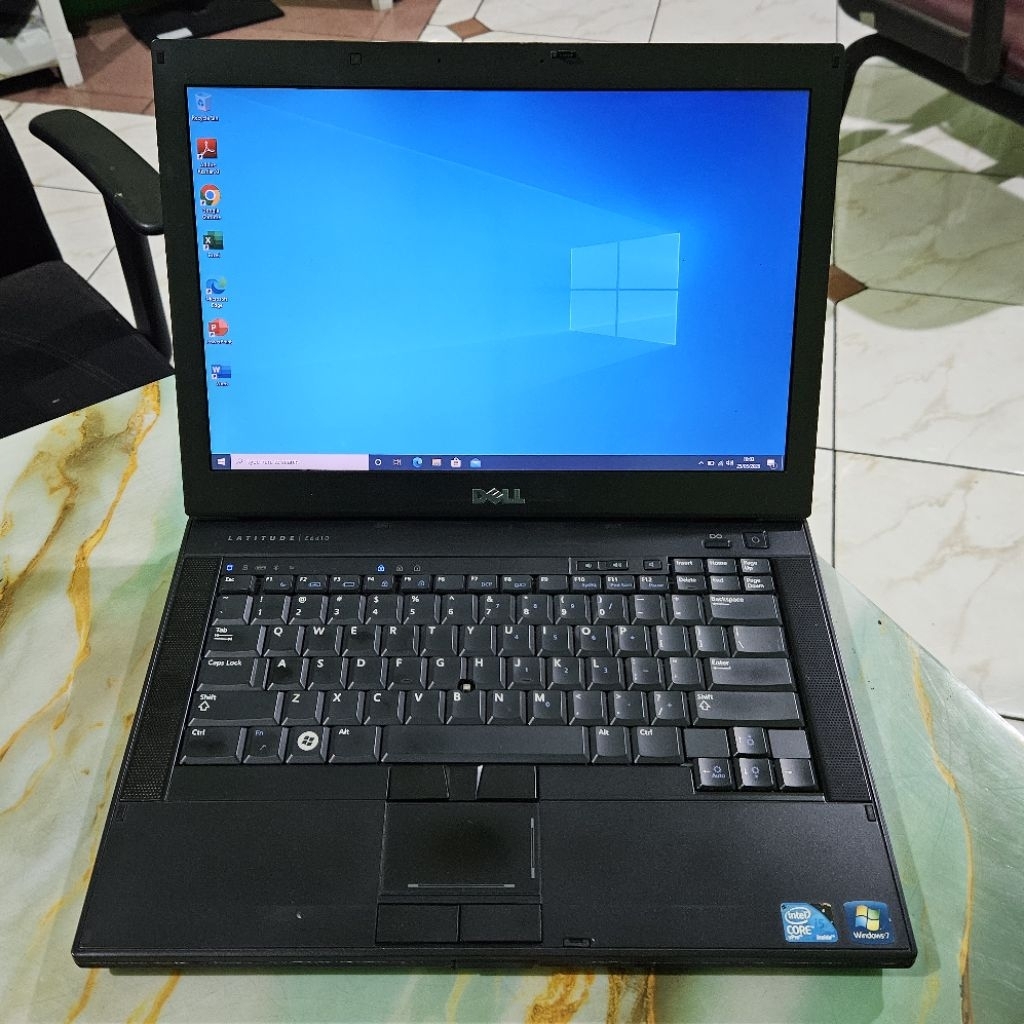Laptop Dell Latitude  - core i5 - ram 4gb - Hardisk 320gb - Laptop bekas