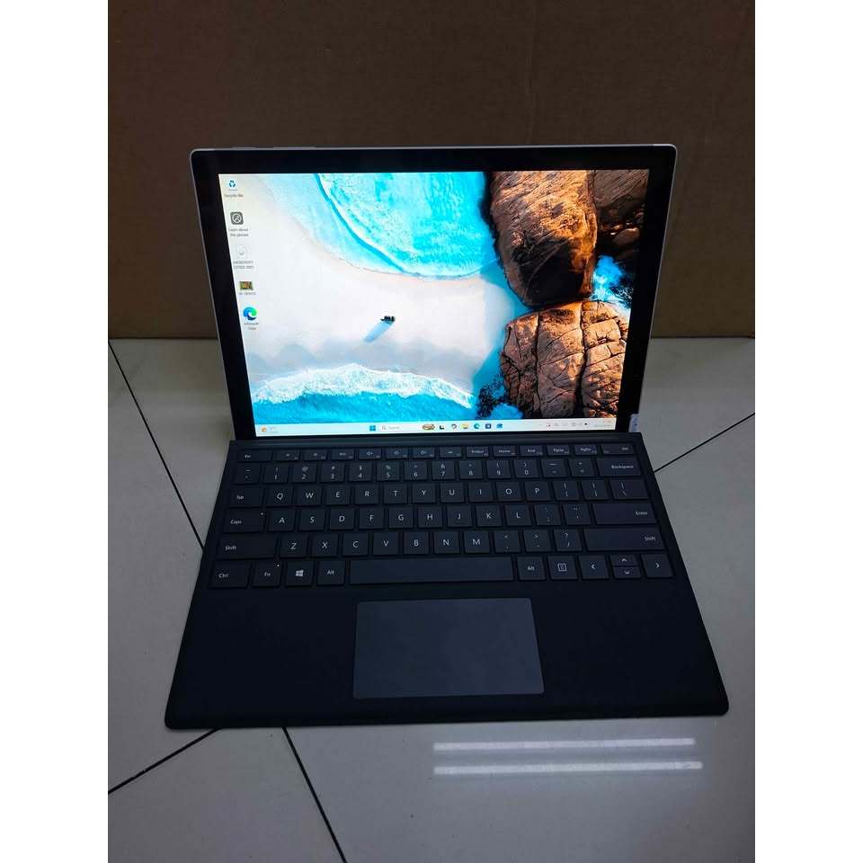 Microsoft Surface Pro 7 i7~1065G7 RAM 16GB SSD 1TB Win 11 Pro 64 Bit Original