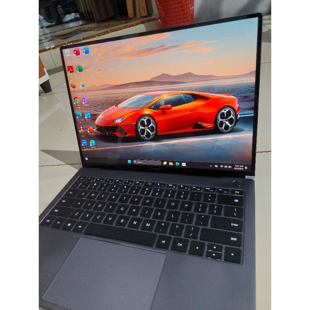 Laptop Huawei i7 ram16 ssd256 touchscreen