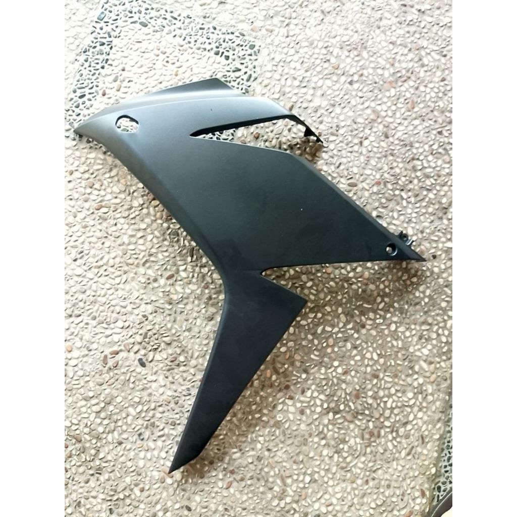 Cover body Samping CBR 150R Facelift - Sayap Fairing CBR 150R - Bodi Samping CBR 150R Original