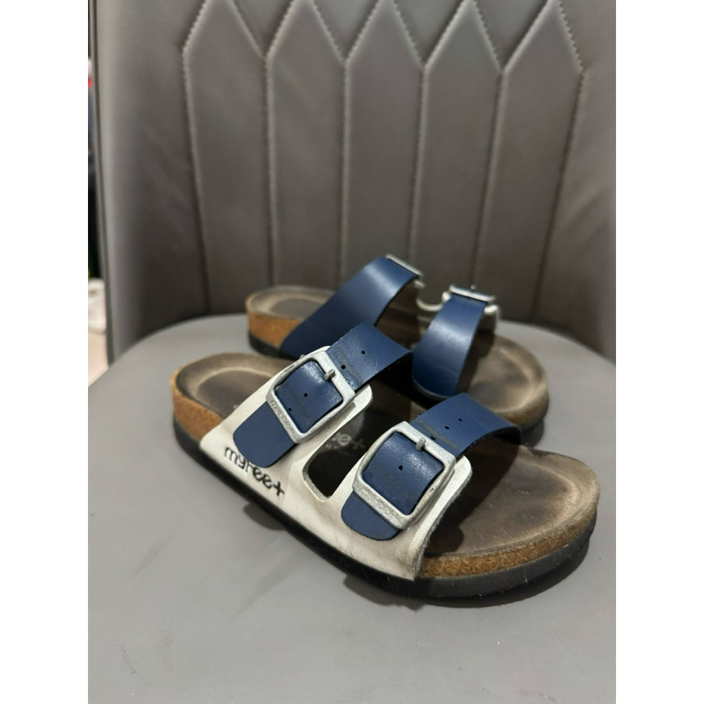 Preloved Myfeet size 32 original