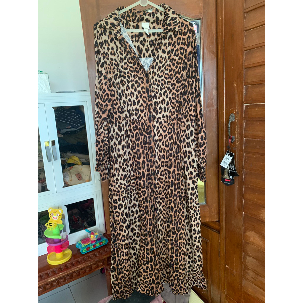 Midi dress h&m motif leopard