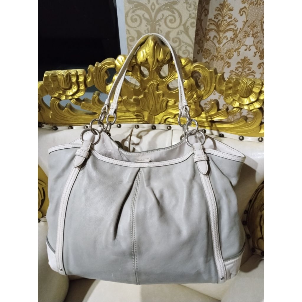 Tas COACH bekas pemakaian, second seken preloved