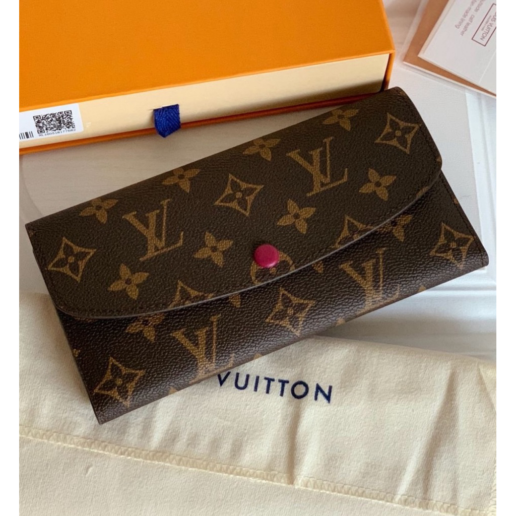 LIKE NEW - LV EMILIE WALLET