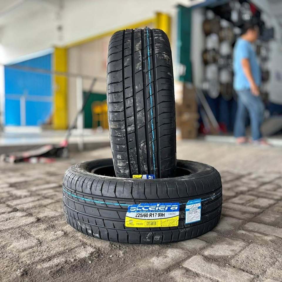 Ban Mobil Tubles Ring 17 Ukuran 225 60 Merek Accelera Iota Ban Mobil Untuk New Rush