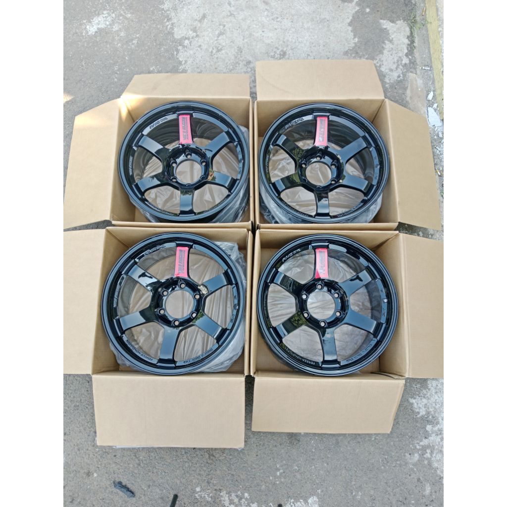 Baru  VELG TE37 PROGRESSIVE RING 18 WARNA GLOOS BLACK LOBANG BAUT 6
