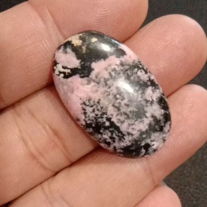 Batu Natural Red Borneo