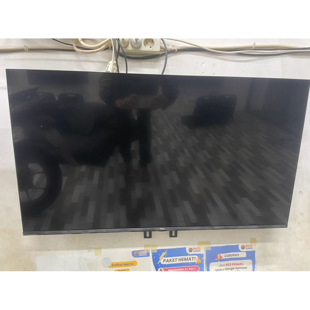 TV TCL FHD 40” QLED