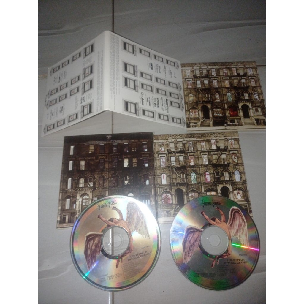 Kaset CD LED Zeppelin - Physical Graffiti
