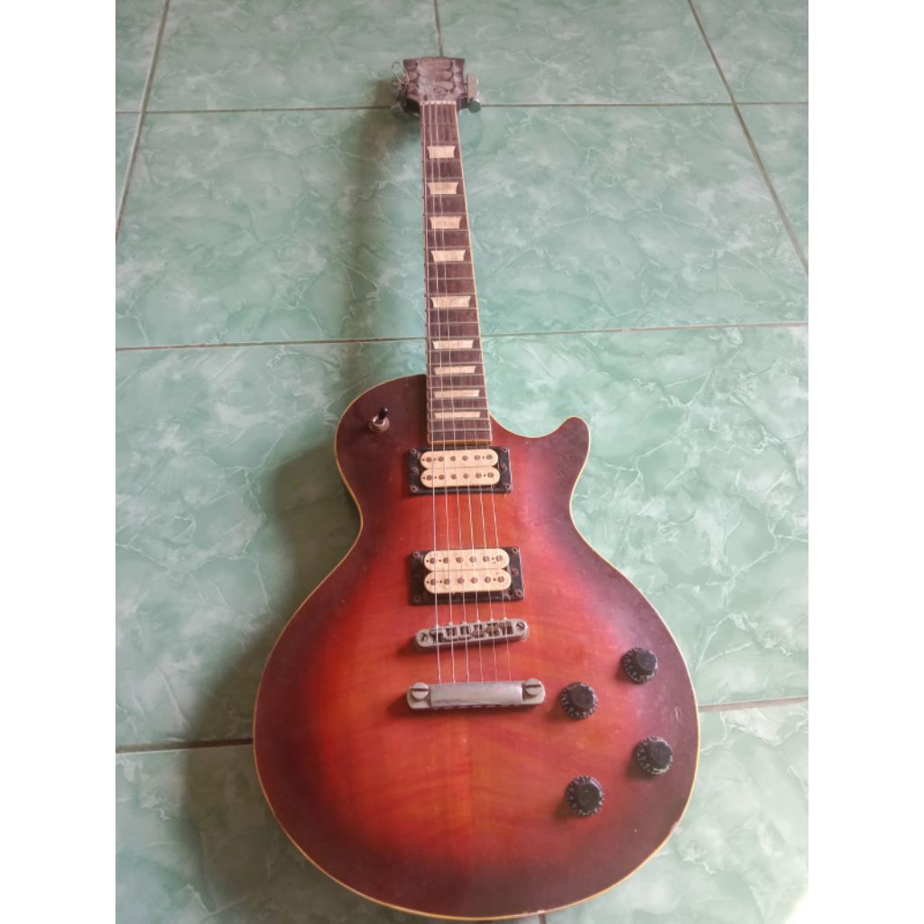 Gitar Gibson Les Paul Custom Murah