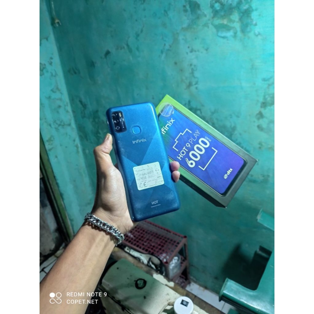 INFINIX HOT 9 PLAY 4/64