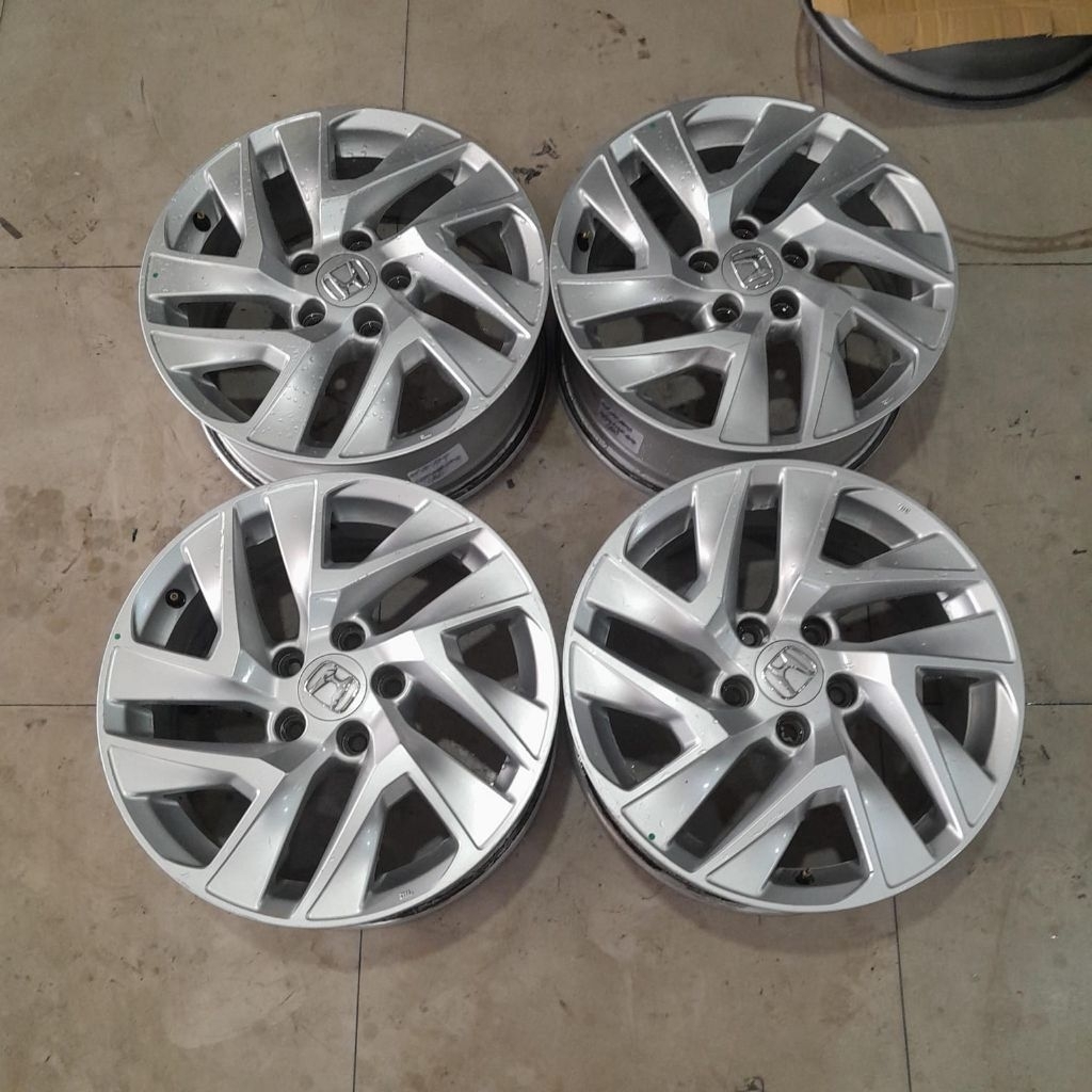 Velg bekas mobil oem copotan crv ring 17 lebar 7 baut 5x114.3 velg only