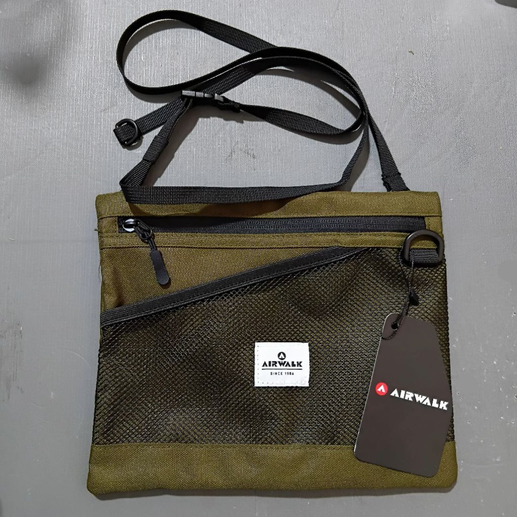 Airwalk Eclat Sling Bag Unisex - Olive | Tas Slempang Airwalk