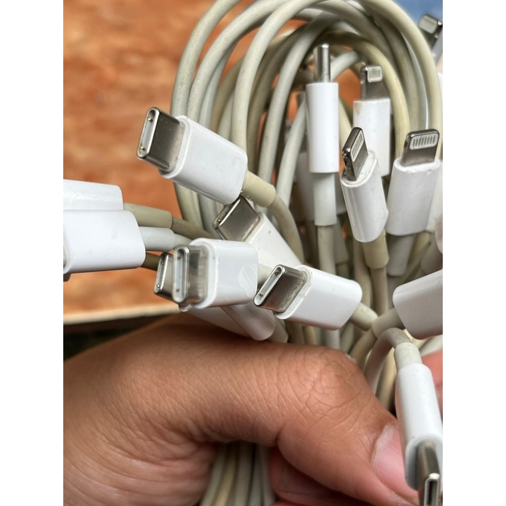 kabel charger iPhone C to Lightning 0ri second copotan