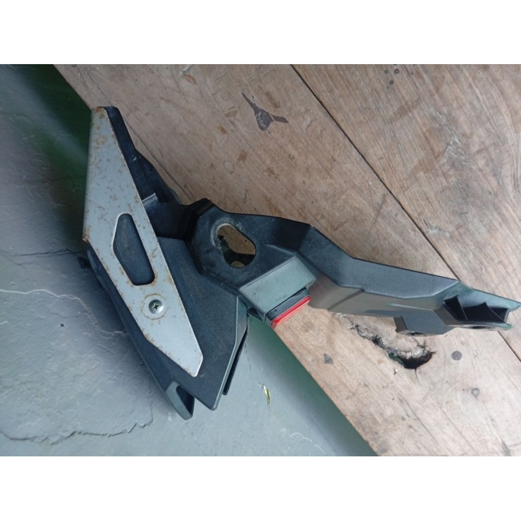 selebor belakang byson fi / spakbor belakang byson fi