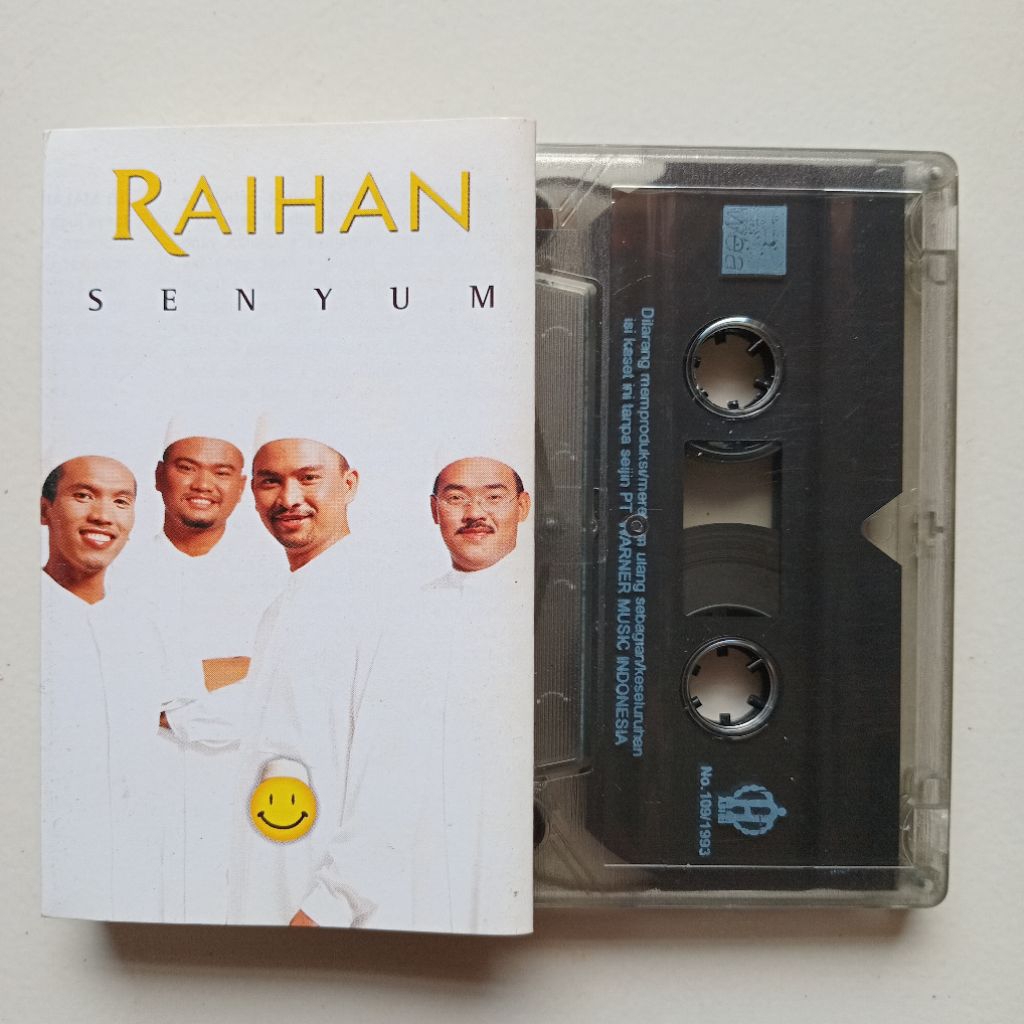 KASET PITA RAIHAN - SENYUM