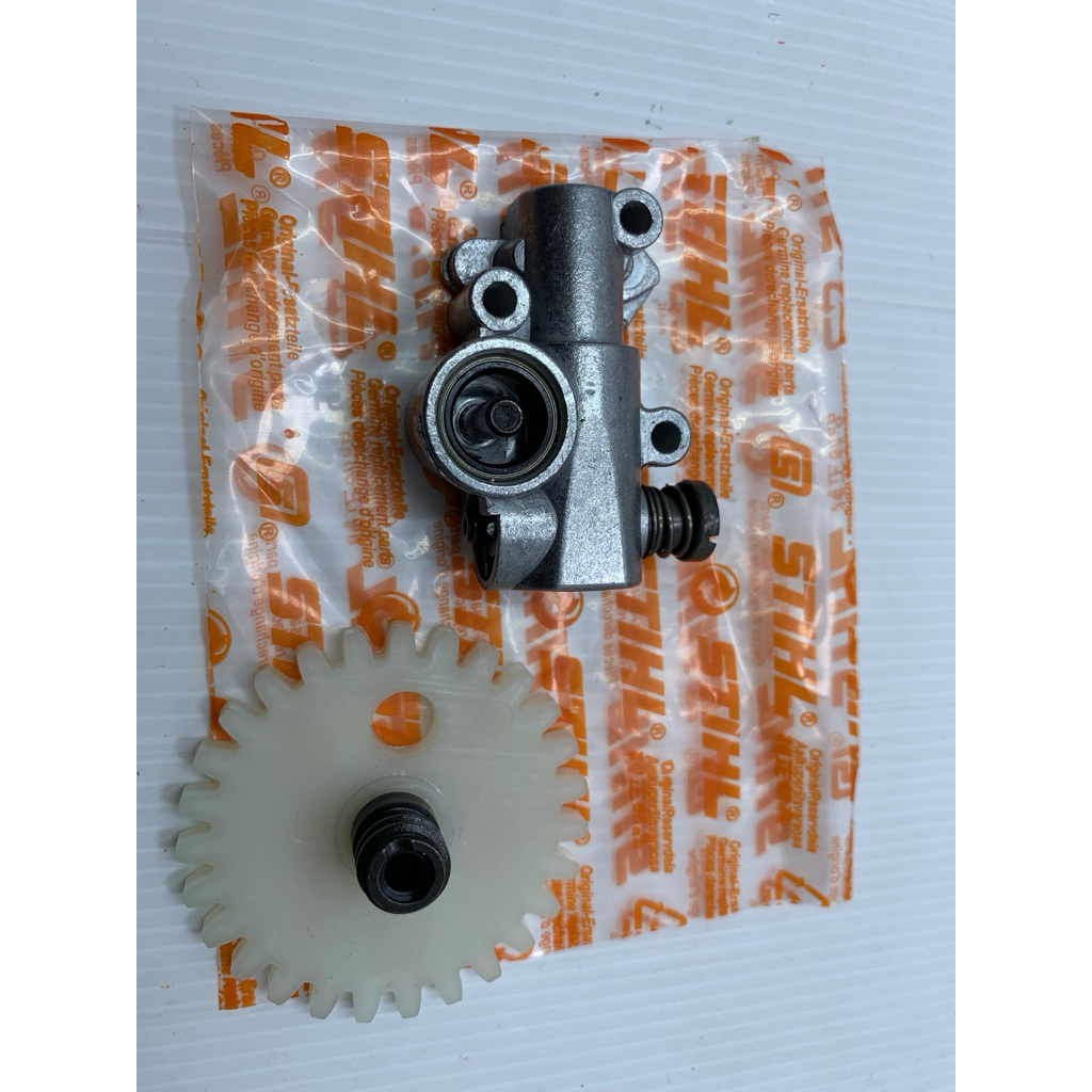 STJ - POMPA OLI ASSY MS 381 STIHL POMPA OLI SET WORM GEAR SENSO STIHL MS381