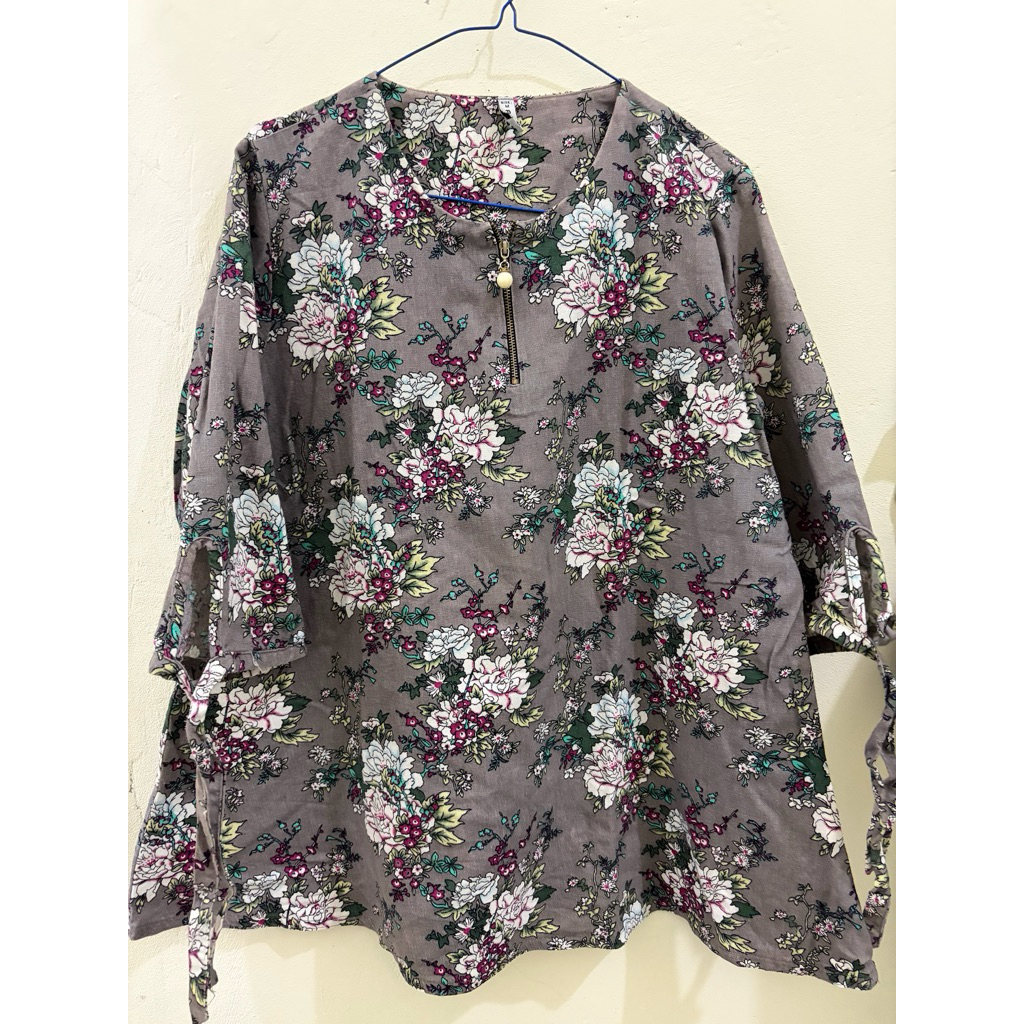 PRELOVED agape 88 ria busana blouse bunga 3/4 wanita