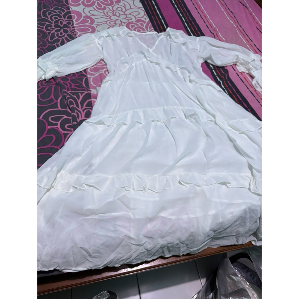 pl dress putih umpak2