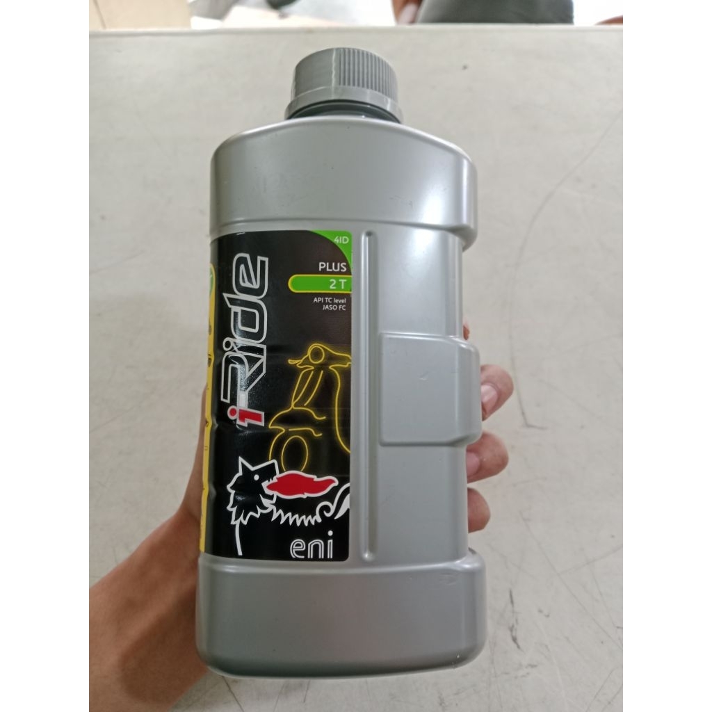 oli samping 2tak merk ENI AGIP