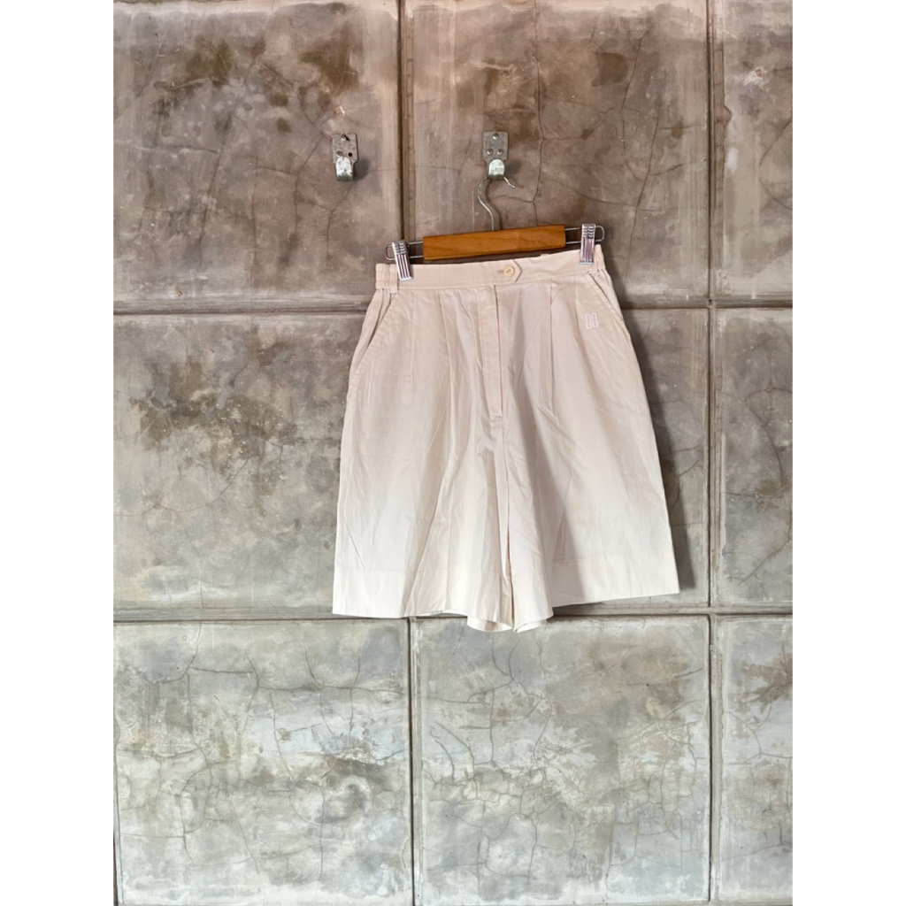 Daks short pants women SECOND