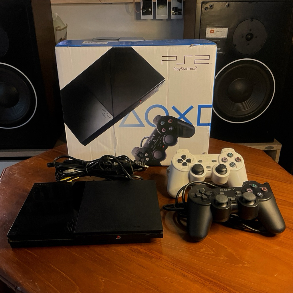 PLAYSTATION 2 SLIM / PS2 SLIM