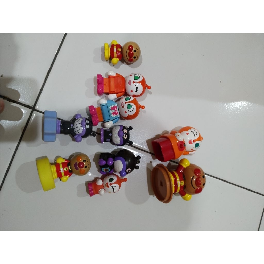 mainan anak figur anpanman