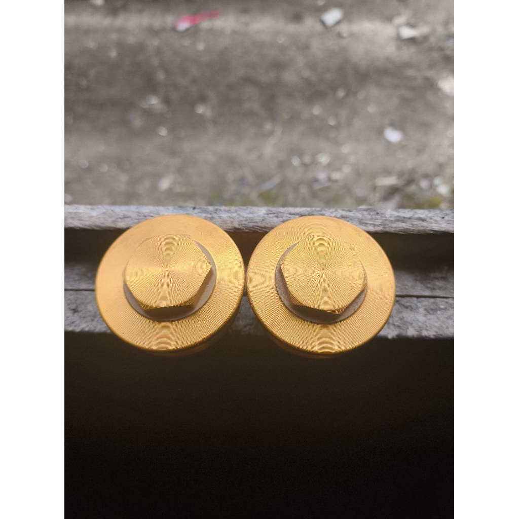 tutup USD gold copotan
