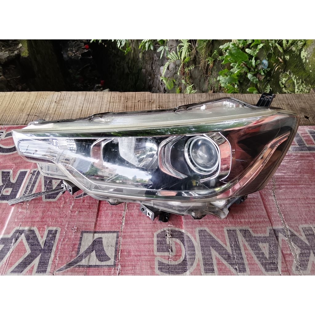 headlamp Ertiga new 2019