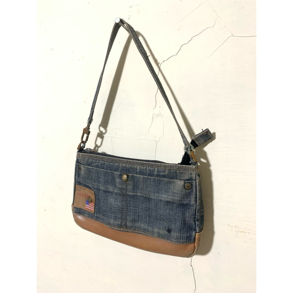 Guess shoulder bag y2k