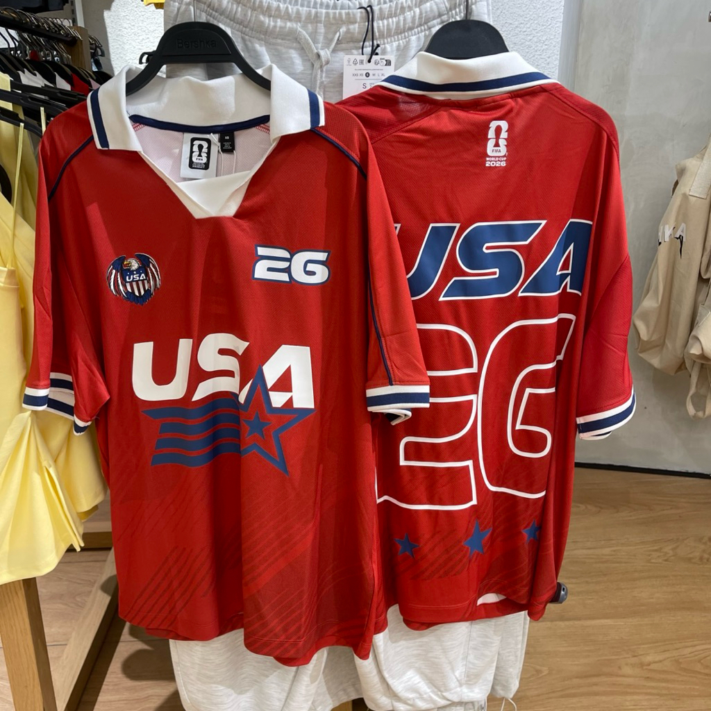Jersey Kaus T-shirt BERSHKA Women Jastip (jasa titip)