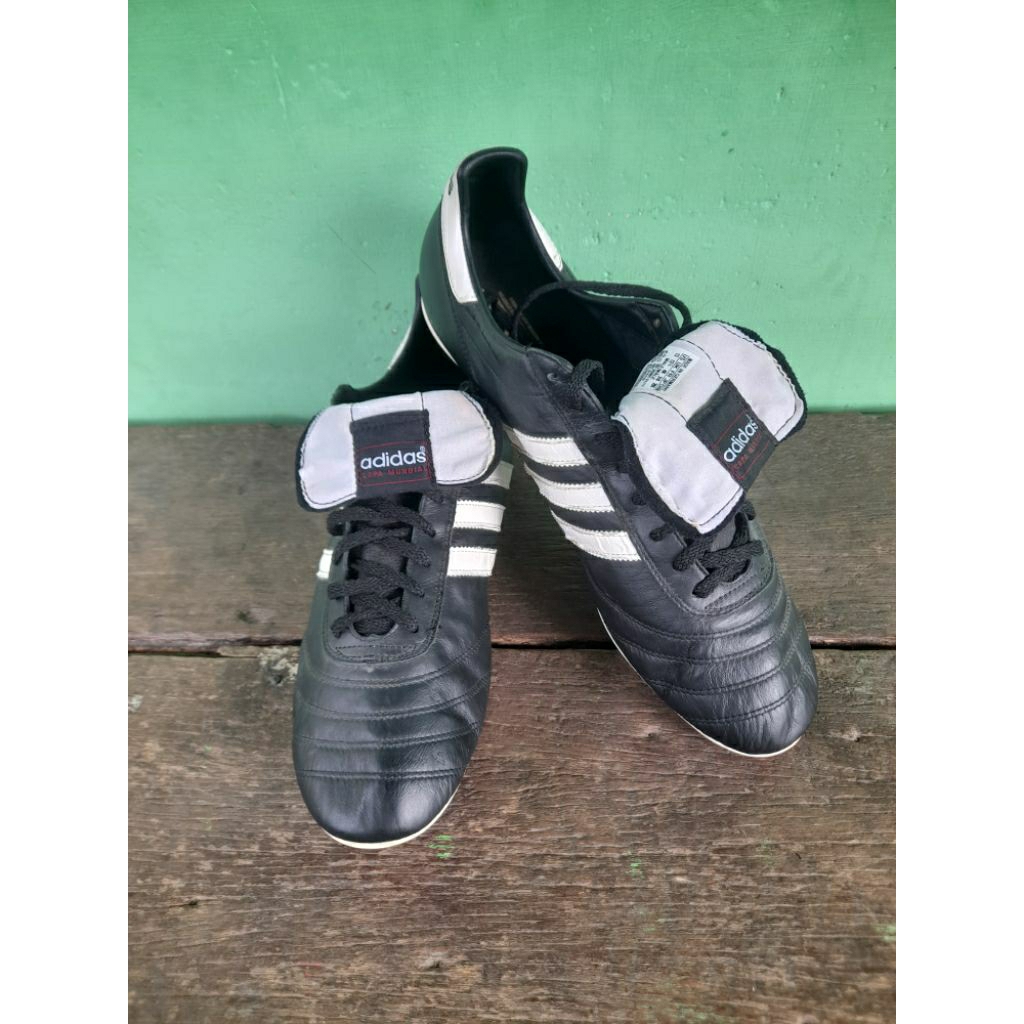 sepatu bola adidas copa mundial second size 48