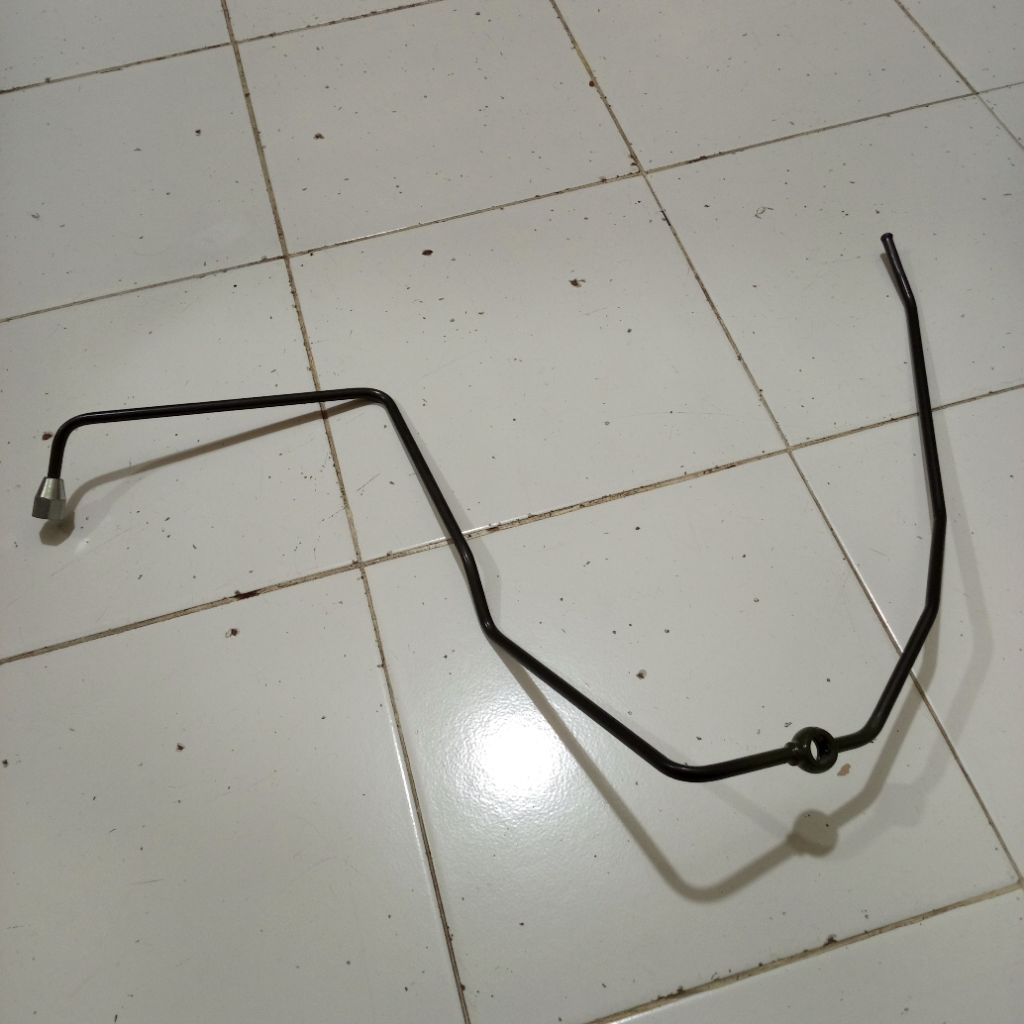 PIPA PEMBUANG SOLAR MITSUBISHI FUSO PS220 6D16T PANJANG