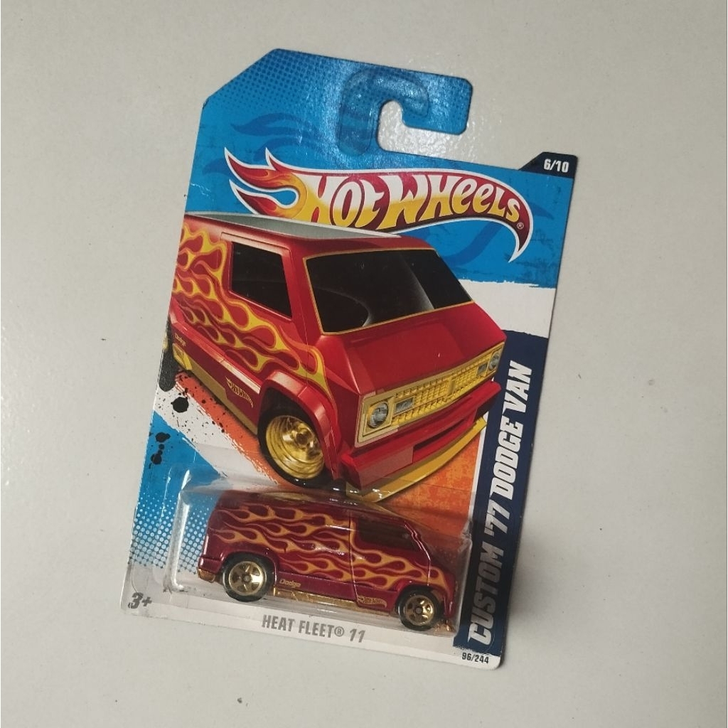 Hotwheels  Custom 77 Dodge Van