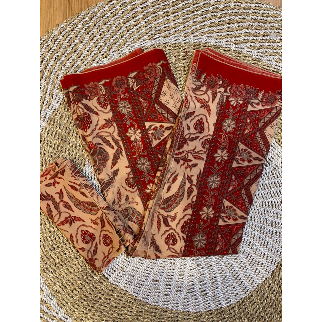 Kamen Sutra Paris Batik + Set Selendang Premium