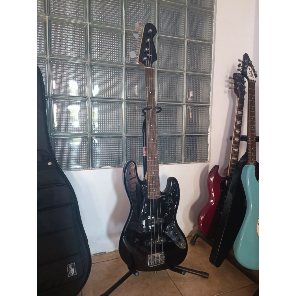 Stinger Jazz Bass Second