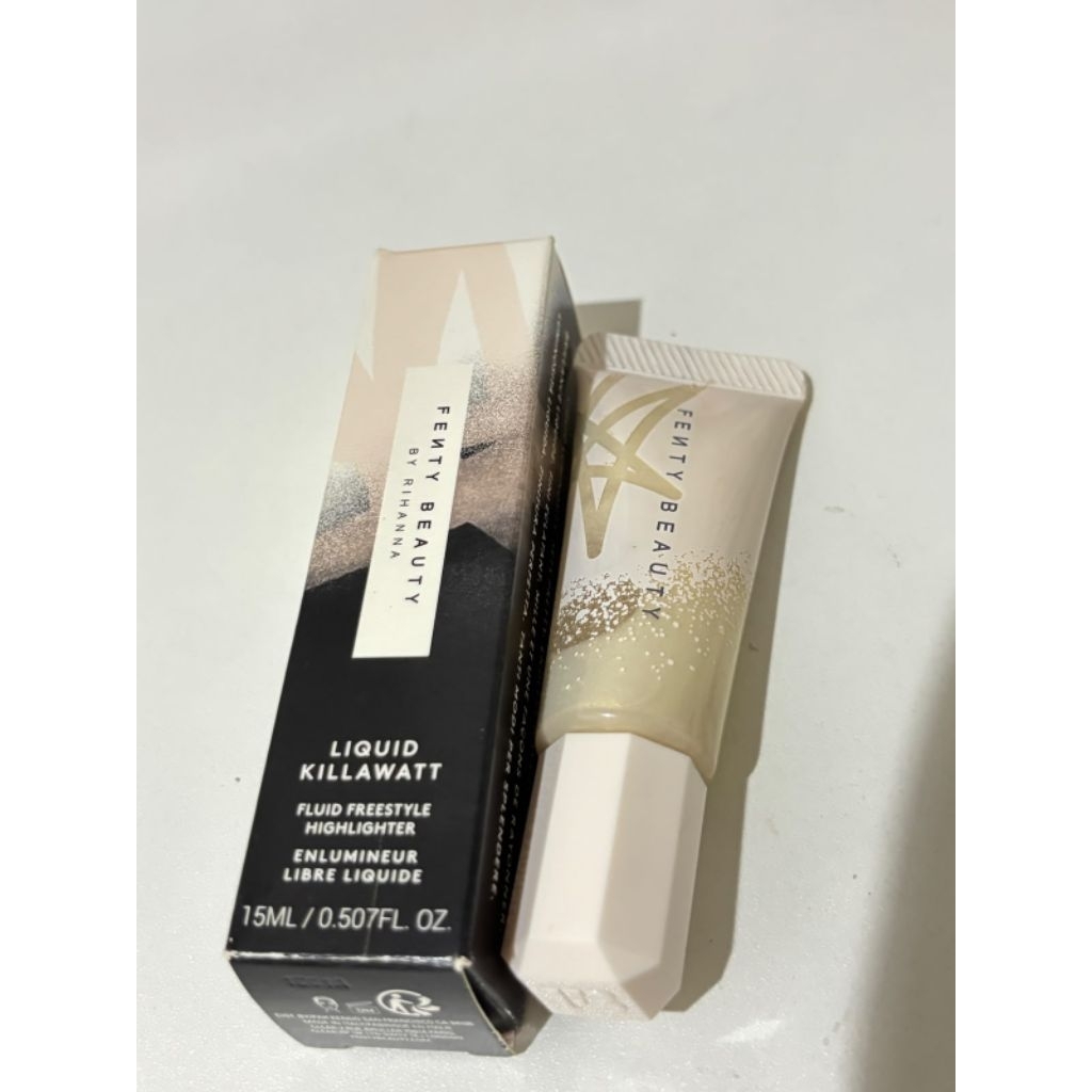 Fenty Beauty Highlighter.