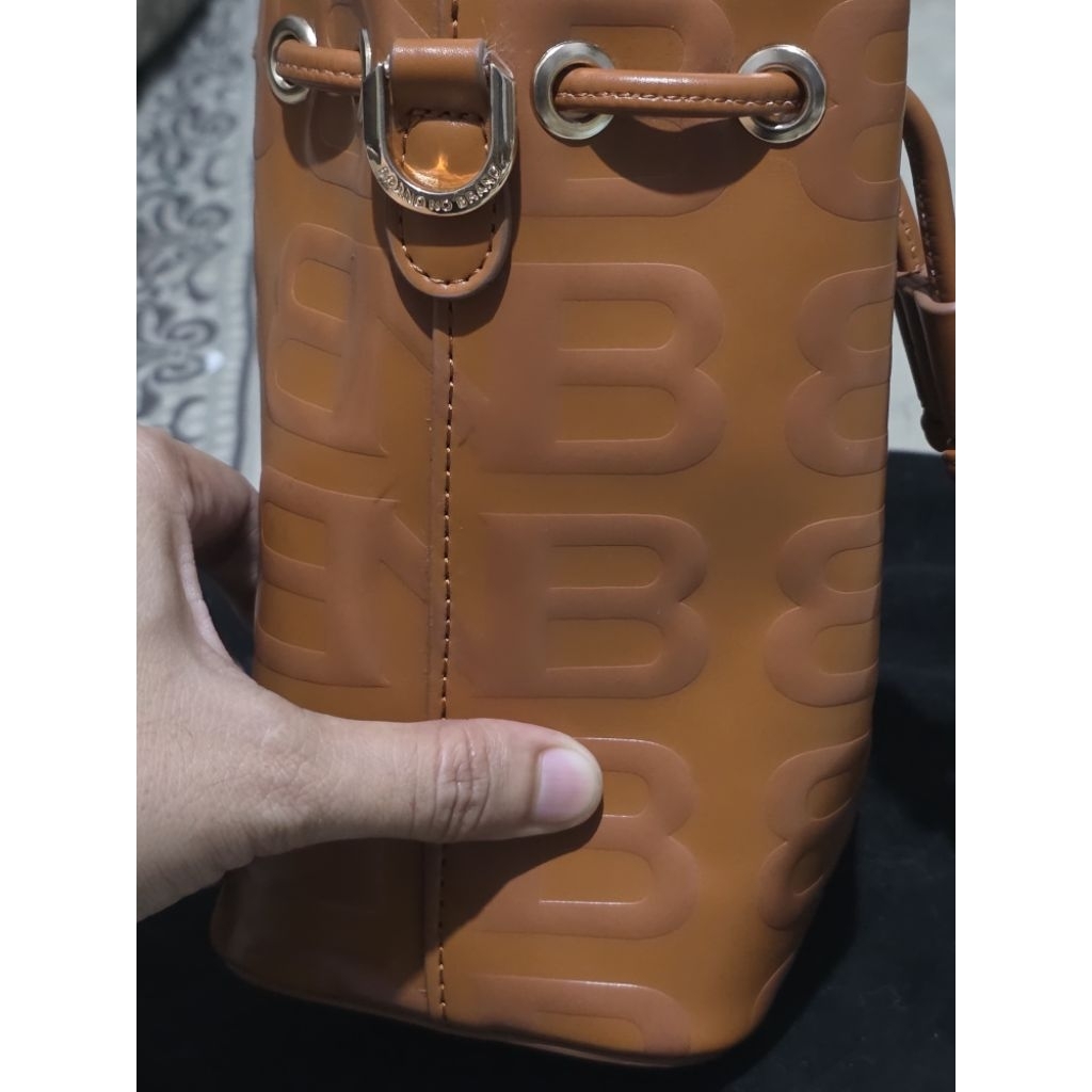 tas preloved BNB