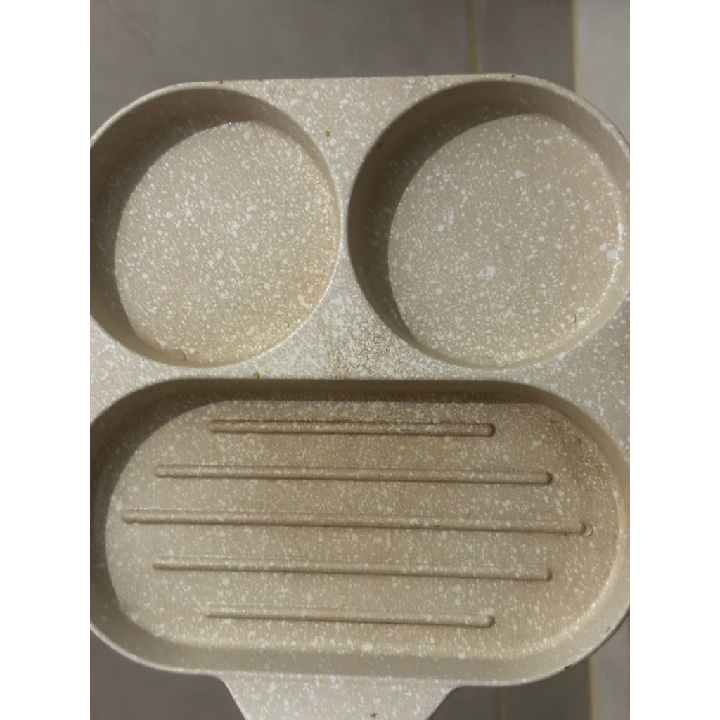 Preloved wajan penggorengan telur dan pancake AZKO