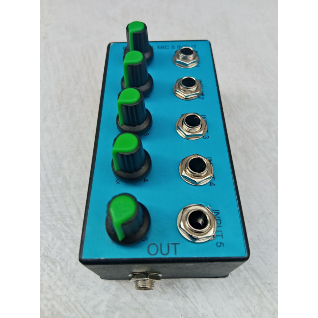 Paralel mic 5 input 1 output