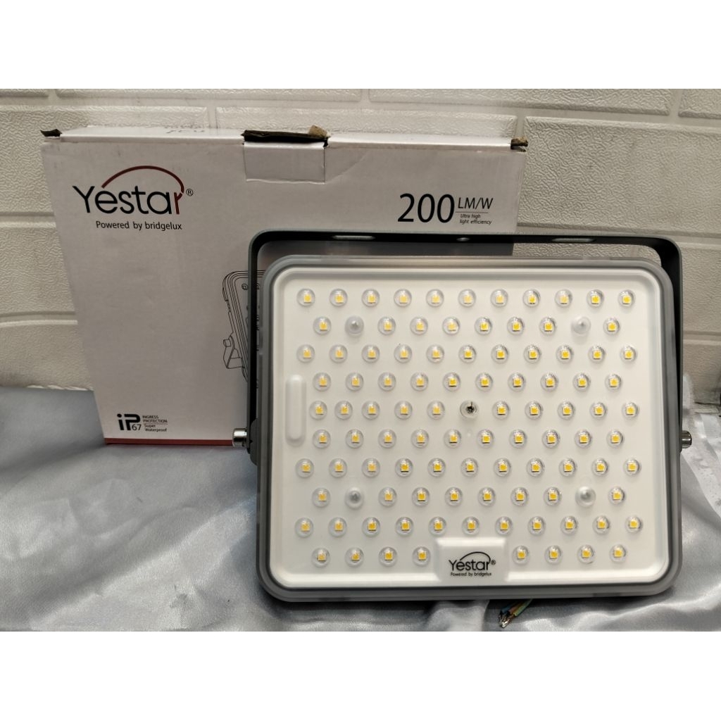 Lampu LED sorot YST A600 100watt IP 67 Yestar