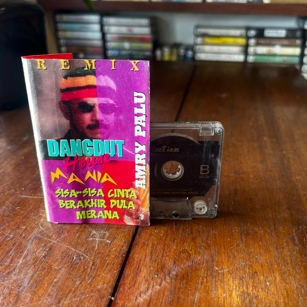 Kaset Pita Dangdut House Mania Sisa sisa Cinta Berakhir Pula Merana