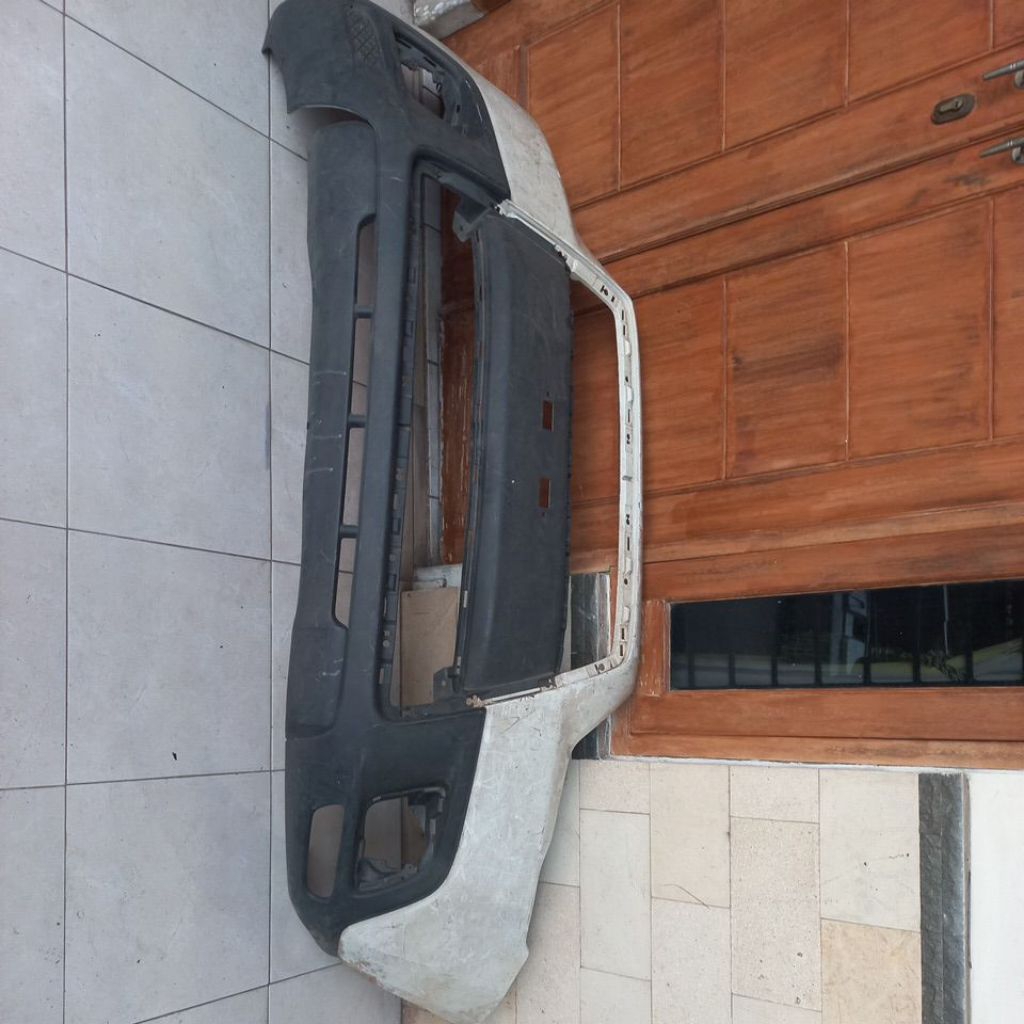 BEMPER DEPAN MITSUBISHI  OUTLANDER SPORT ORIGINAL