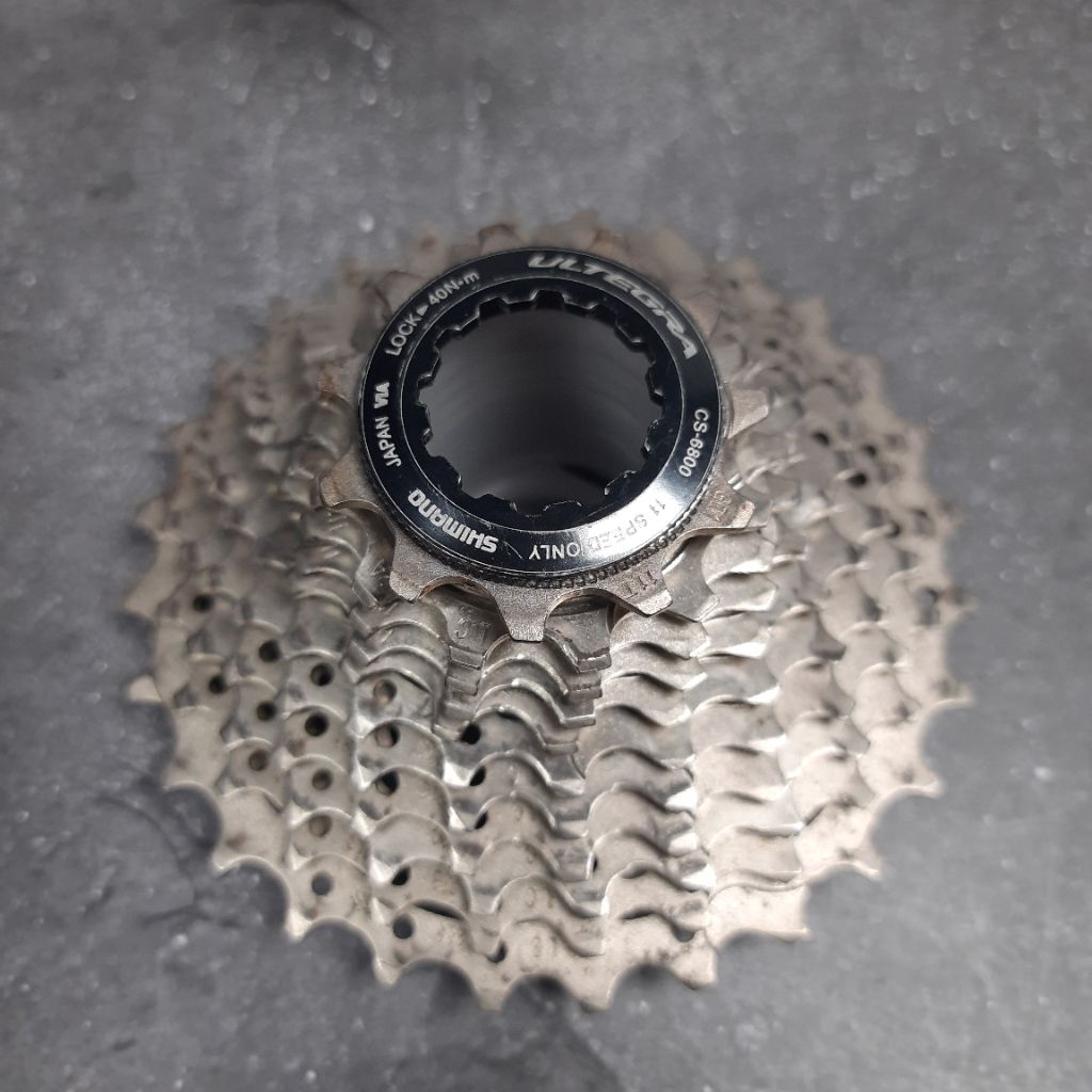 Shimano Sprocket Cassette Ultegra CS-6800 11 Speed 11-28T - Sproket Shimano Ultegra 6800 11 Speed 11