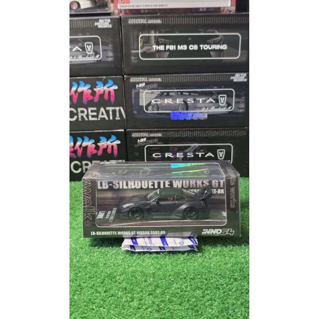 Inno64 1:64 Nissan R35 GT RR LBWK Black Carbon Sealed