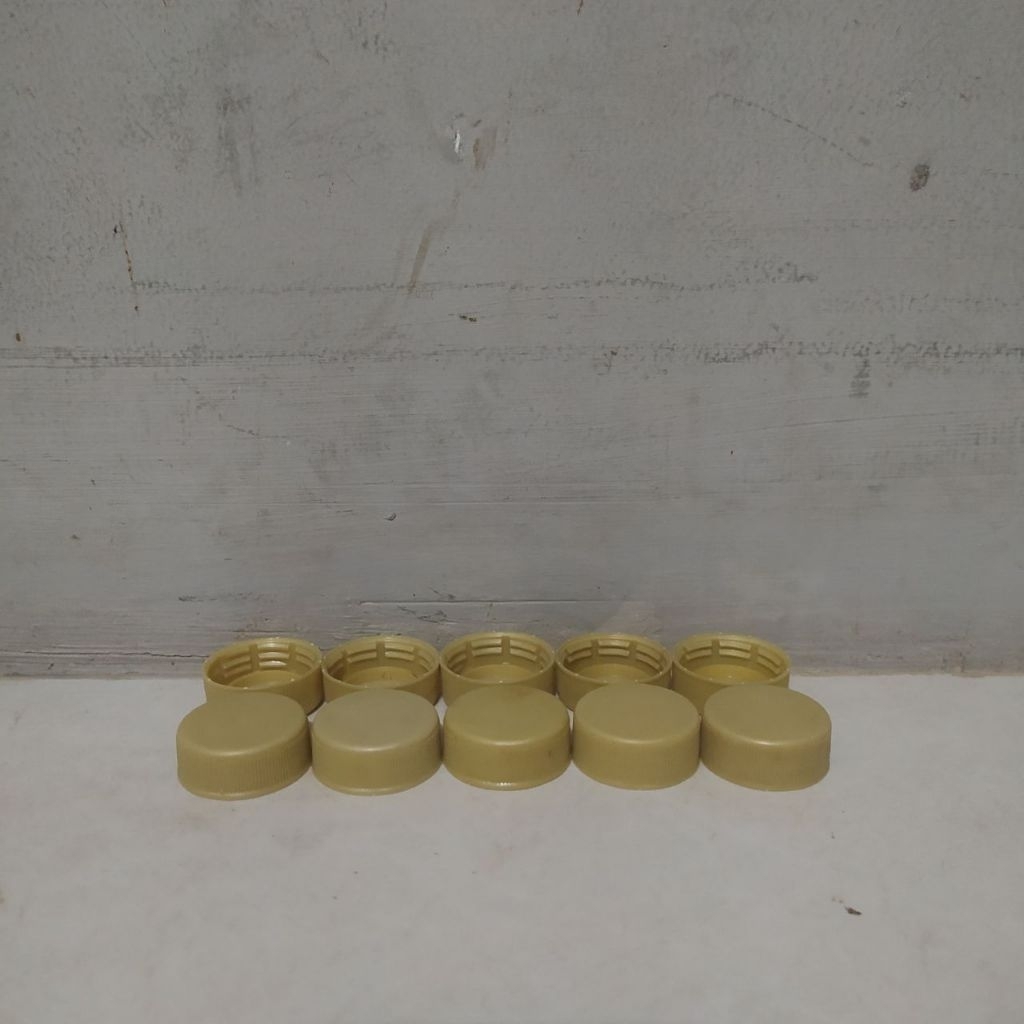 10pcs Tutup Botol Plastik Warna Emas Polos Bekas Bersih
