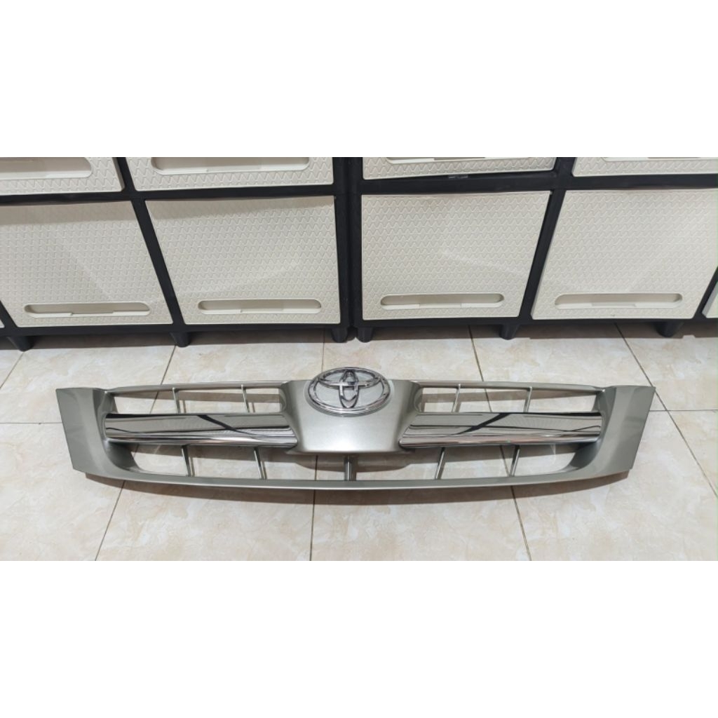 GRILL DEPAN INNOVA LAMA Ori 2005 -2008