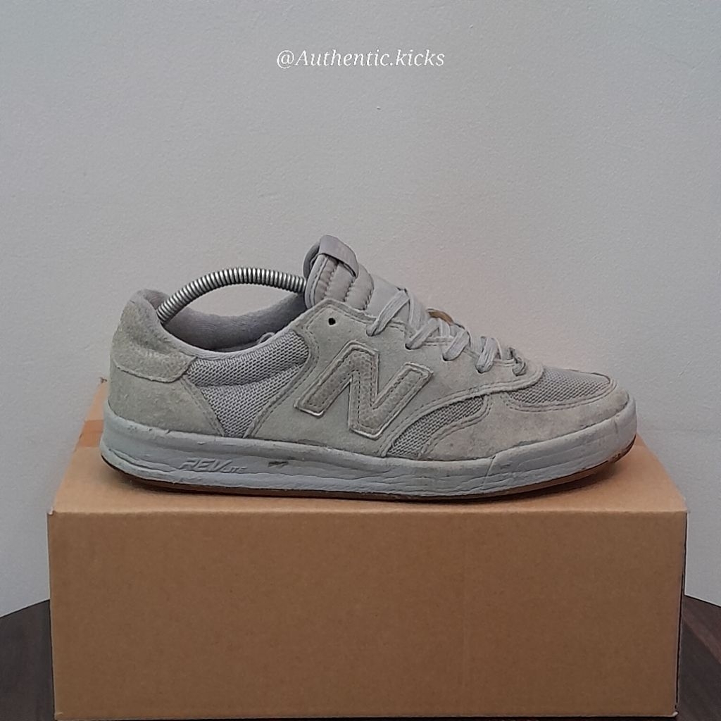 [Size 42] New Balance CRT300 'Grey Gum' (CRT300ME)